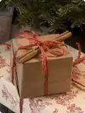 Hot Surprise Box: сюрприз-бокс в подарок на праздник (День рождения, Корпоратив, Свадьба) П51