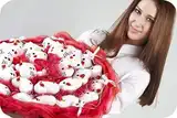 Букет из мягких игрушек, мишек, сердечек, конфет ЧФ15ВМ28РМ29ПД22Ц10