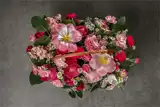 Корзина с цветами "Благородный вкус" Flowers10