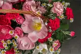 Корзина с цветами "Благородный вкус" Flowers10