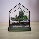 Небольшой полигональный флорариум "визитница" Flo03