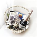 Праздничная подарочная корзина на Новый Год и Рождество НГ20ПД41