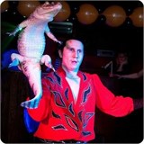 Розыгрыш с живым крокодилом в подарочной коробке КРОКОДИЛ