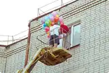 Сюрприз - доставка подарка в окно костюмированным персонажем / артистом на выбор С04Р30ЧФ11ВМ12РМ12НГ29